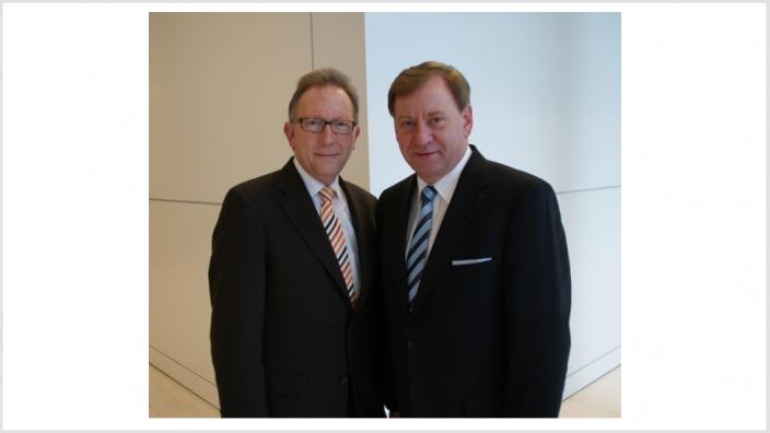 Ingo Gädechens, MdB gemeinsam mit dem Initiator der Parlamentsgruppe Erwin Rüddel, MdB